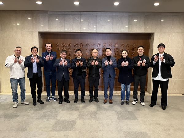 们在后续比 们在后续比